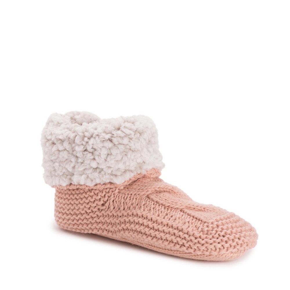 MUK LUKS Women's Sherpa Cuff Bootie indoorPink slippers